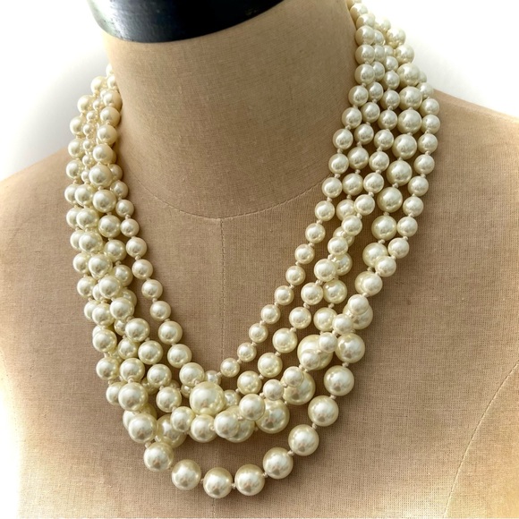 J. Crew Jewelry - VINTAGE J CREW Pearl Necklace
